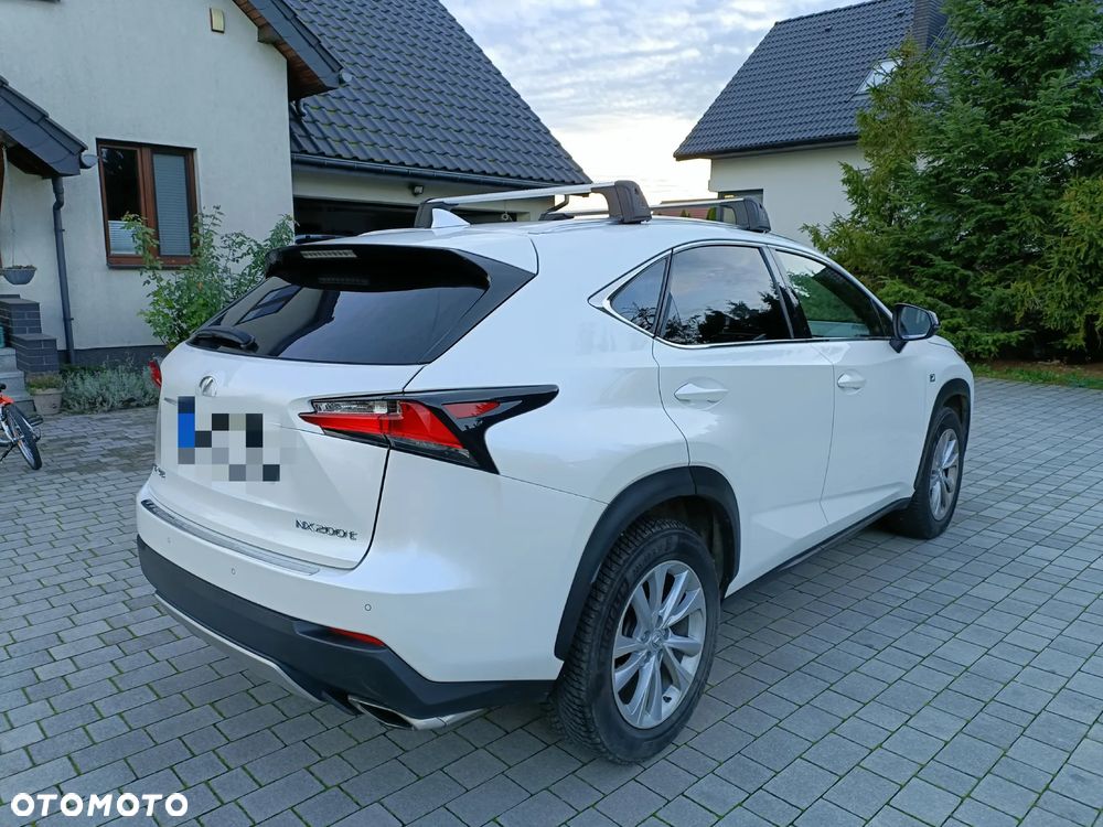 Lexus NX 200t F Sport AWD - 4