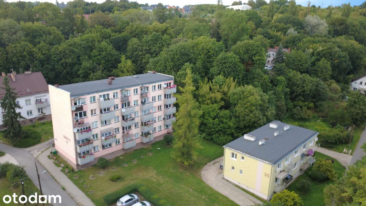 Trzy pokoje, duży balkon