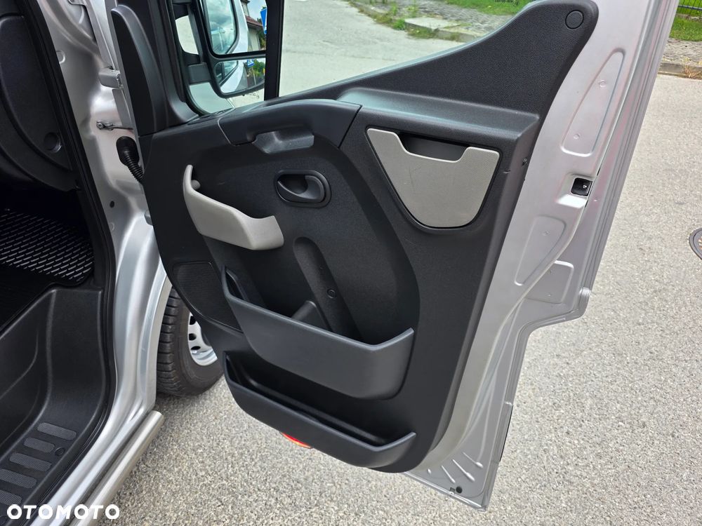 Renault Master - 18