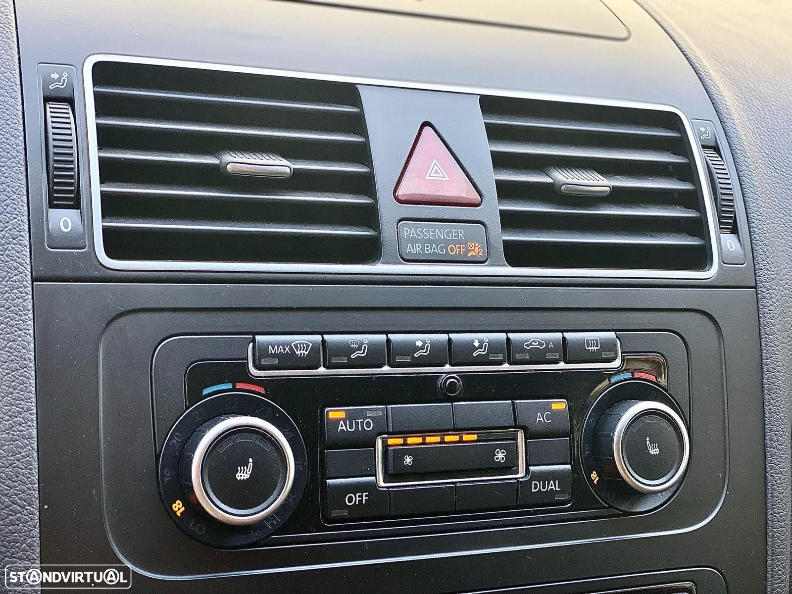 VW Touran 1.4 TSI EcoFuel DSG Comfortline - 22