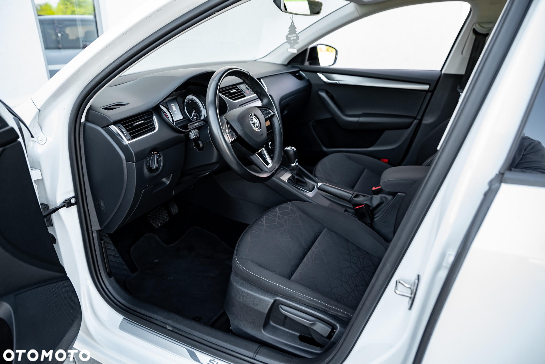 Skoda Octavia 2.0 TSI 4x4 Style DSG - 20