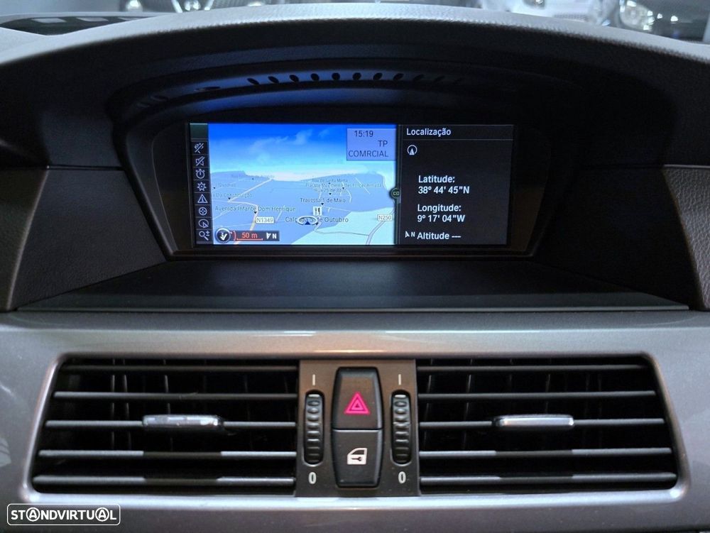 BMW 520 d Executive - 25