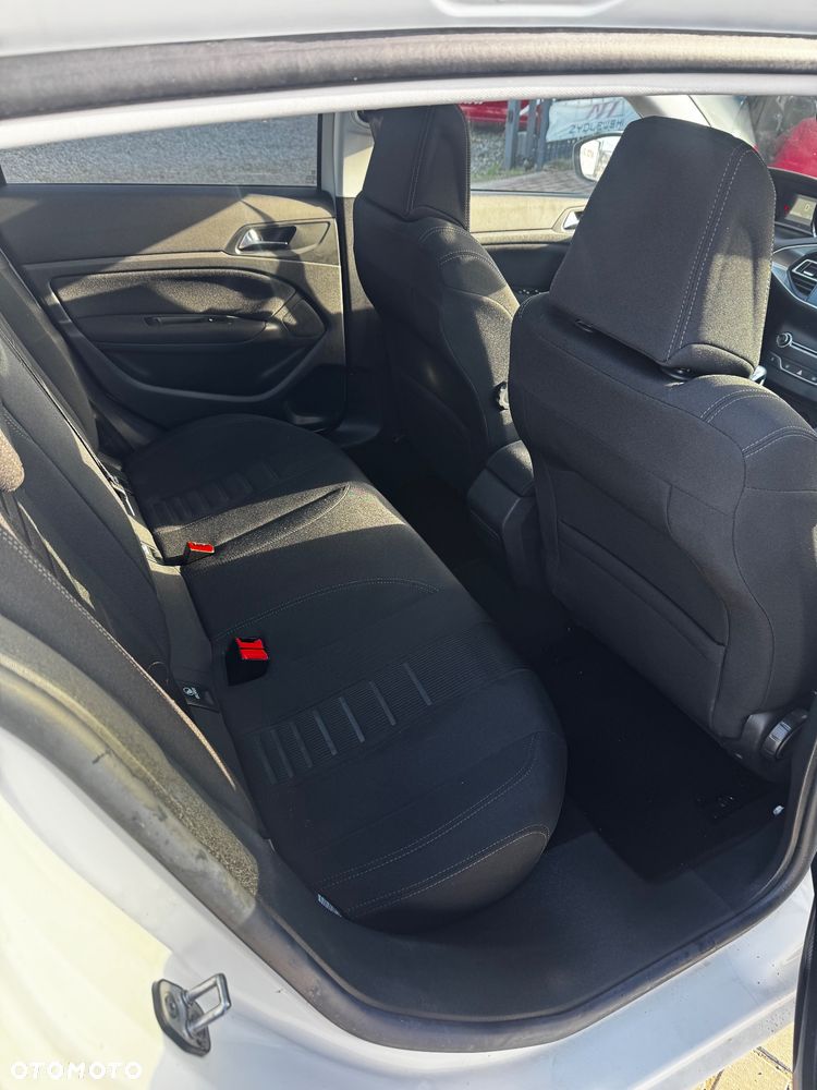 Peugeot 308 1.6 THP Active - 9