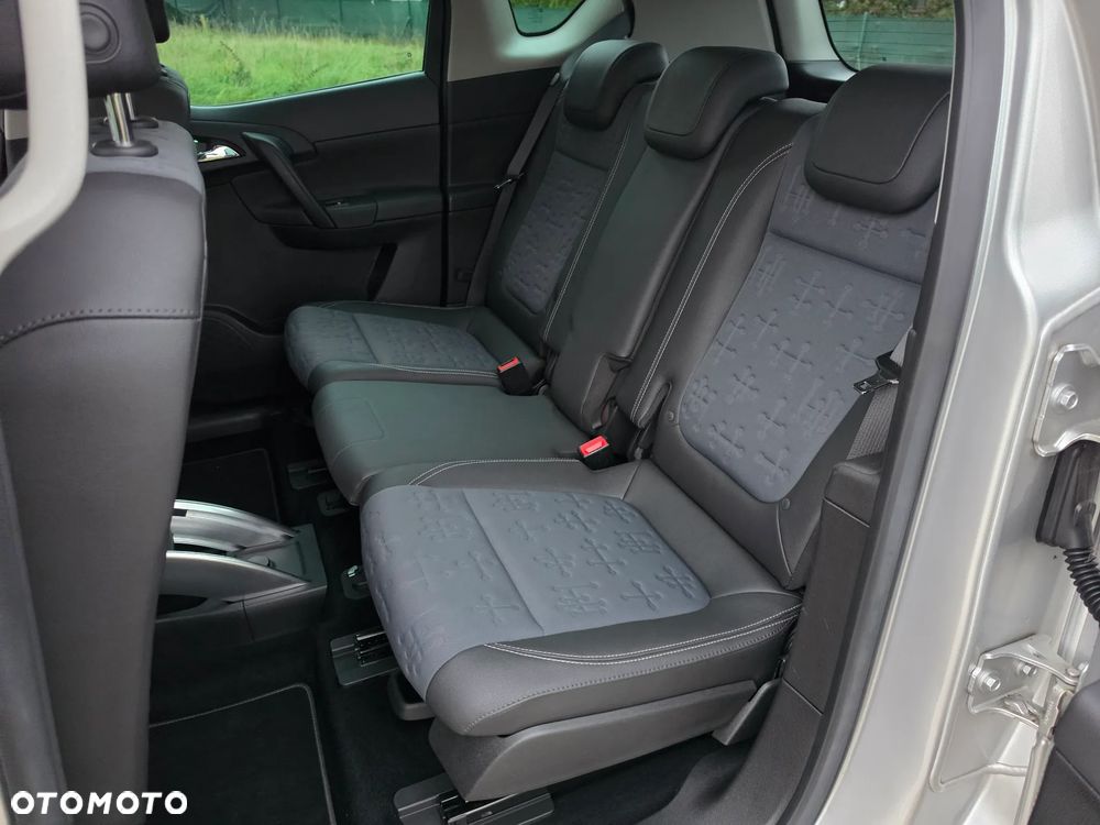 Opel Meriva - 9