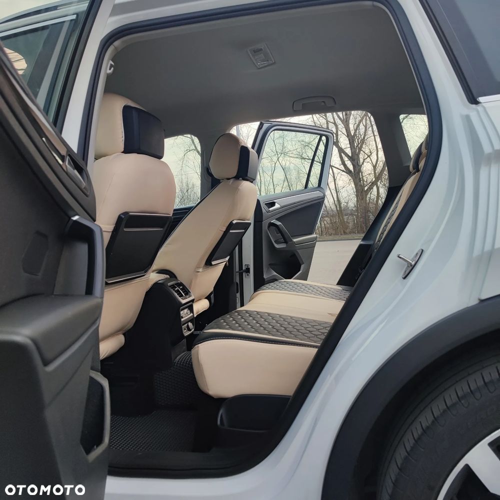 Volkswagen Tiguan - 23