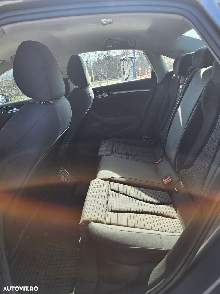 Audi A3 2.0 TDI Ambiente - 12