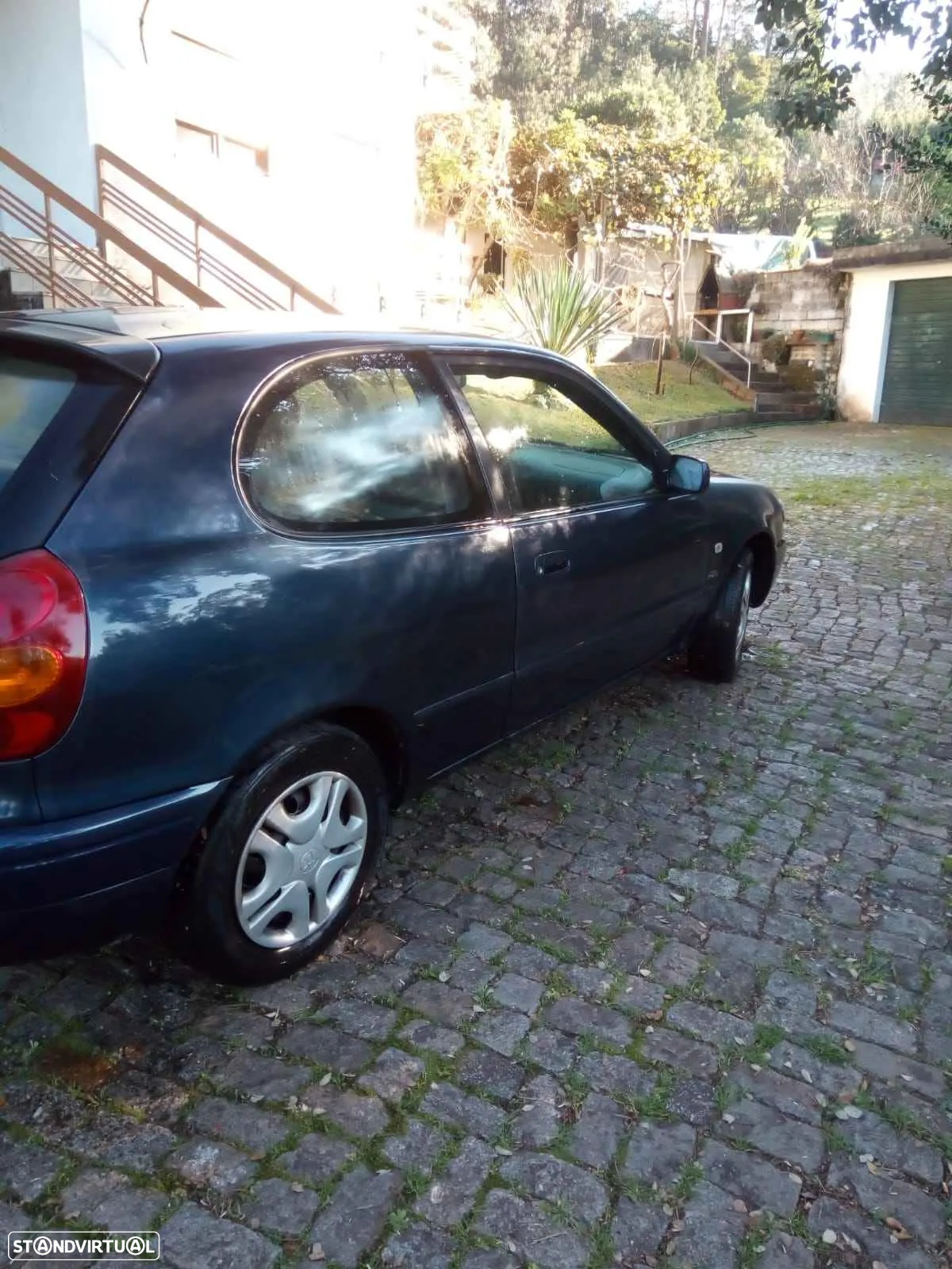 Toyota Corolla 2.0 D-4D Sol - 3
