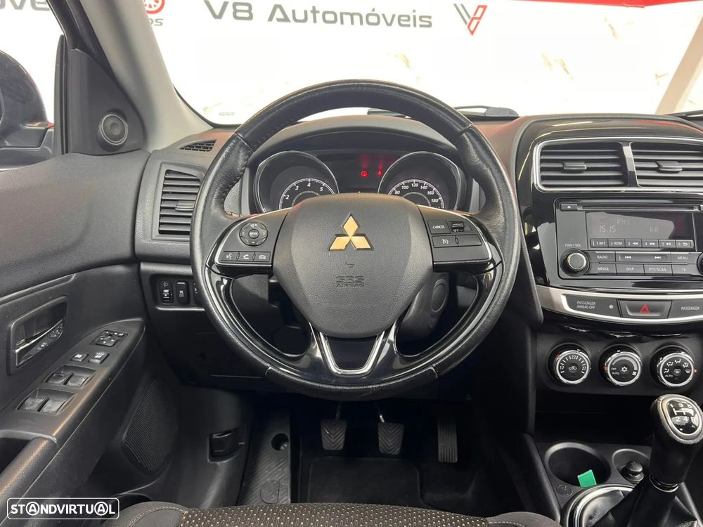 Mitsubishi ASX 1.6 MIVEC Intense Connect Edition - 13
