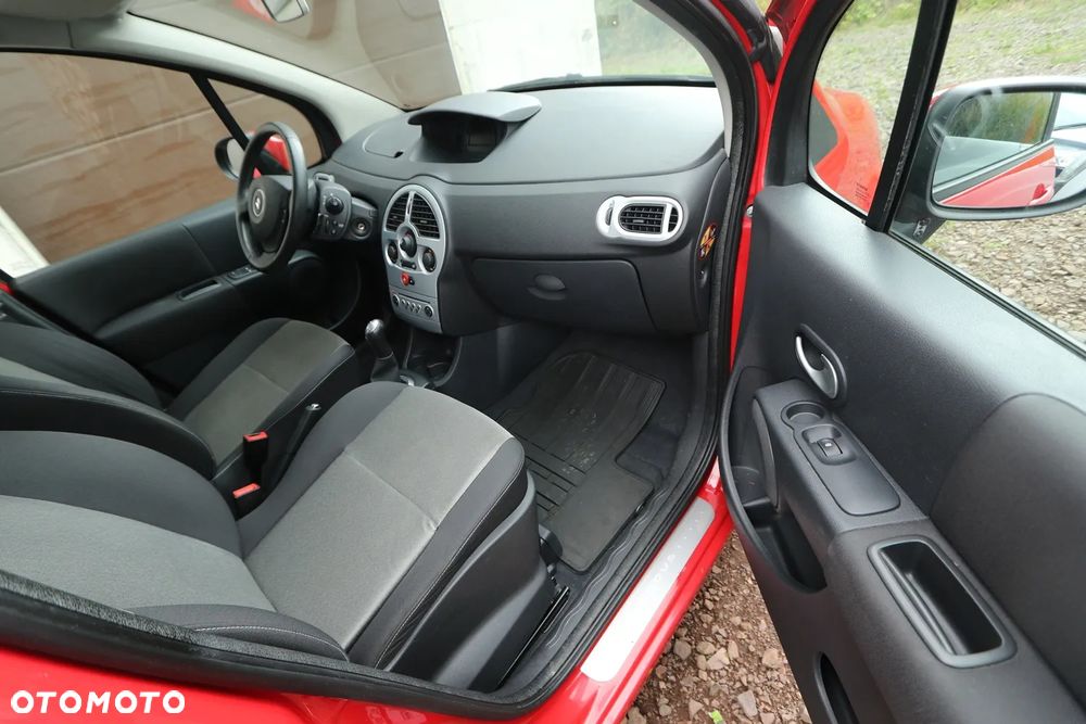 Renault Modus - 12