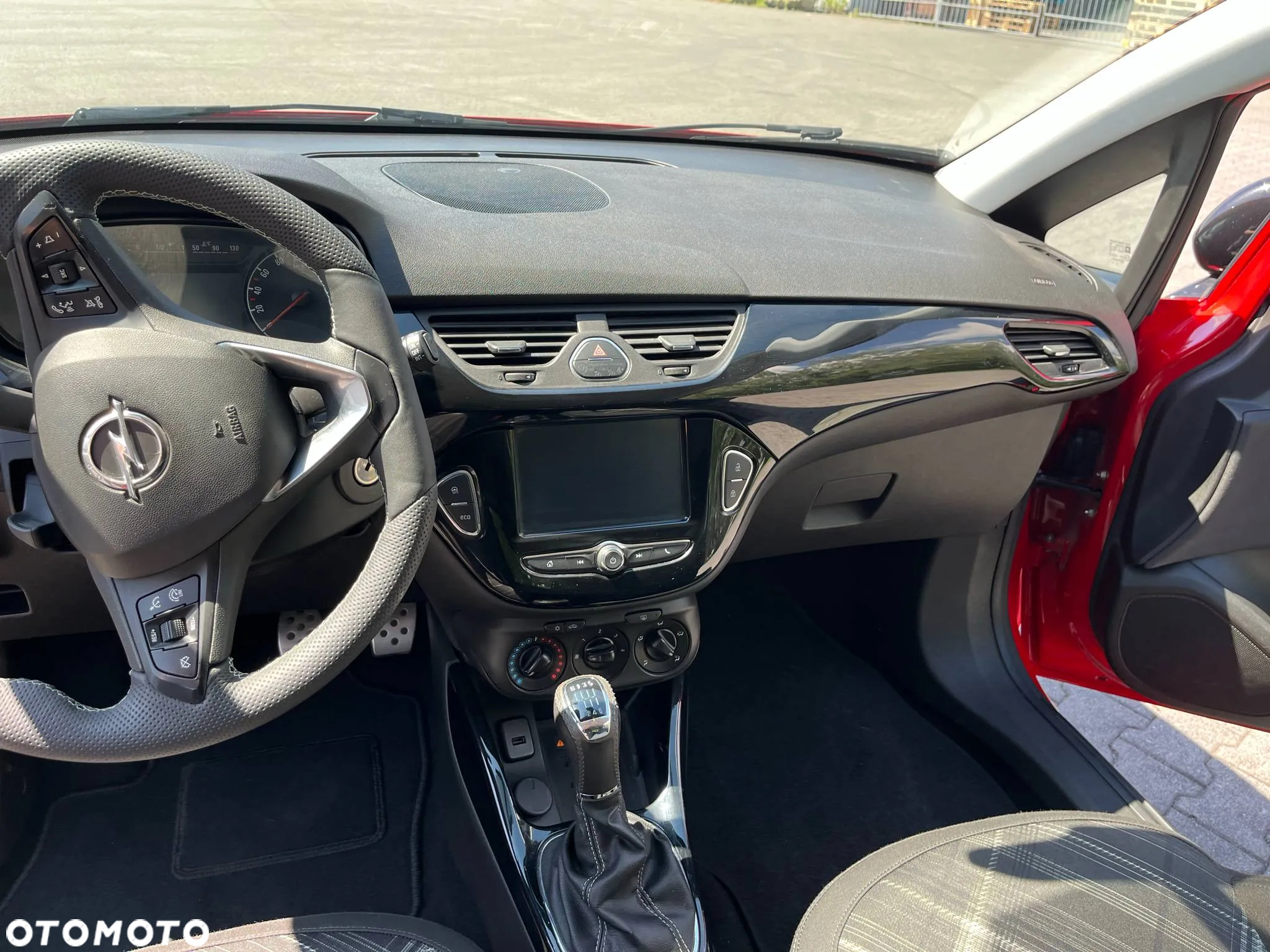 Opel Corsa 1.4 T Cosmo S&S - 14