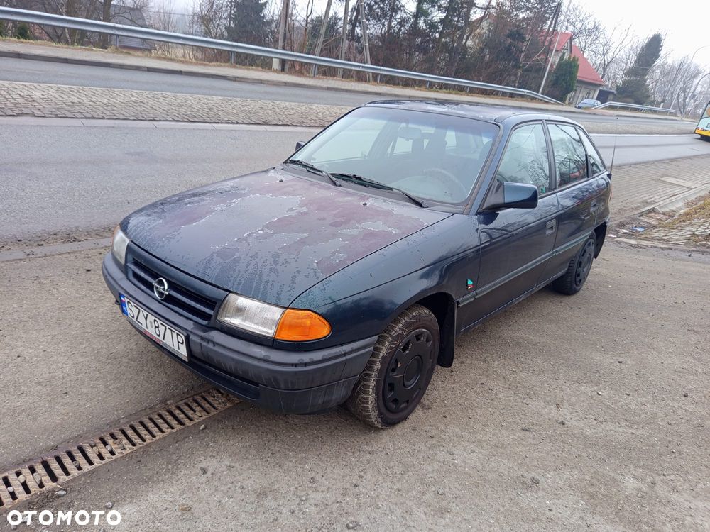 Opel Astra - 1