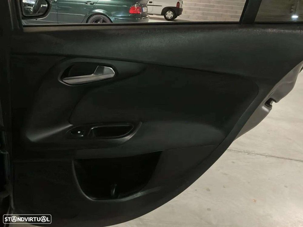 Fiat Tipo Station Wagon 1.6 M-Jet Lounge J17 - 22