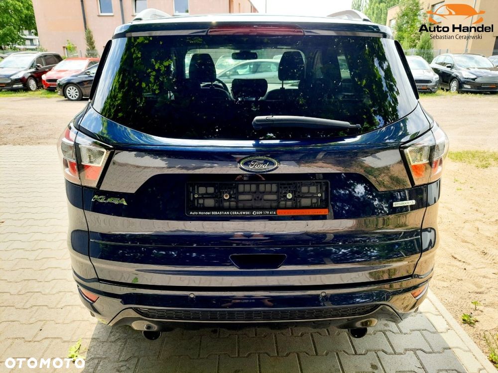 Ford Kuga 1.5 EcoBoost 2x4 ST-Line - 8