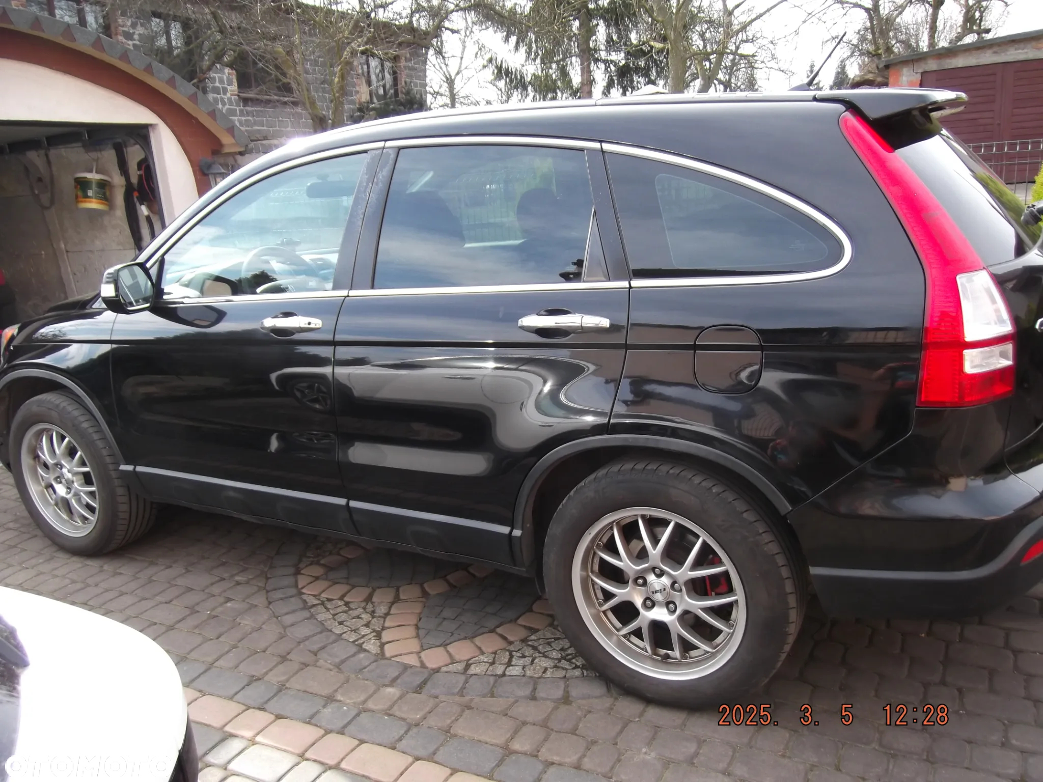 Honda CR-V 2.4i-VTEC Automatik Exclusive Edition - 9