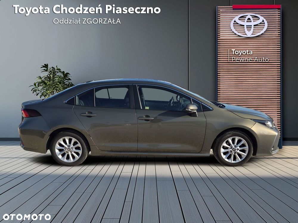 Toyota Corolla - 7
