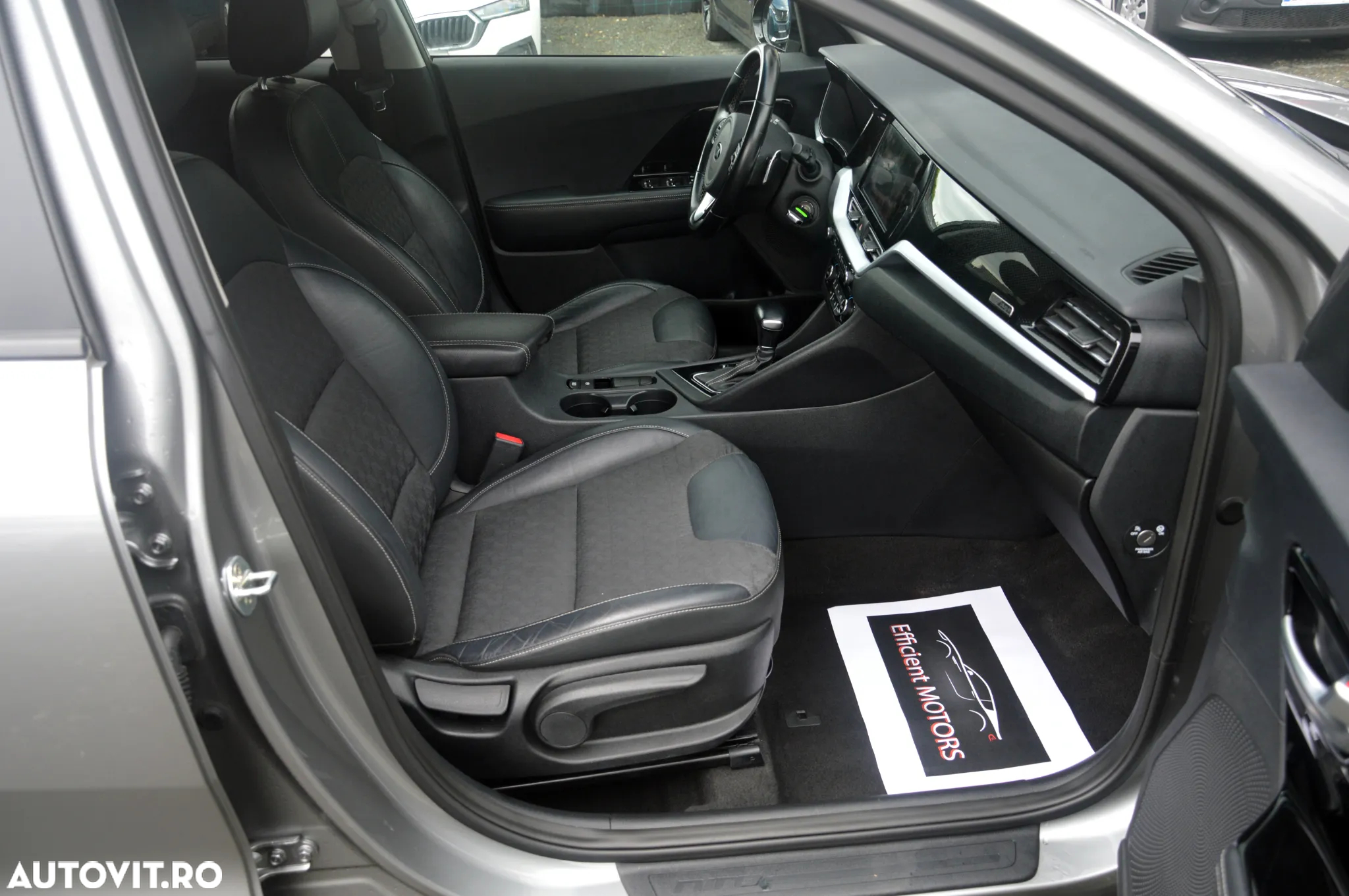 Kia Niro 1.6 GDI 6DCT PHEV Comfort - 28