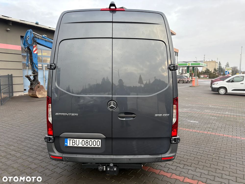 Mercedes-Benz Sprinter 907.255 - 5
