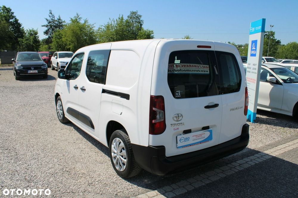 Toyota Proace City - 8