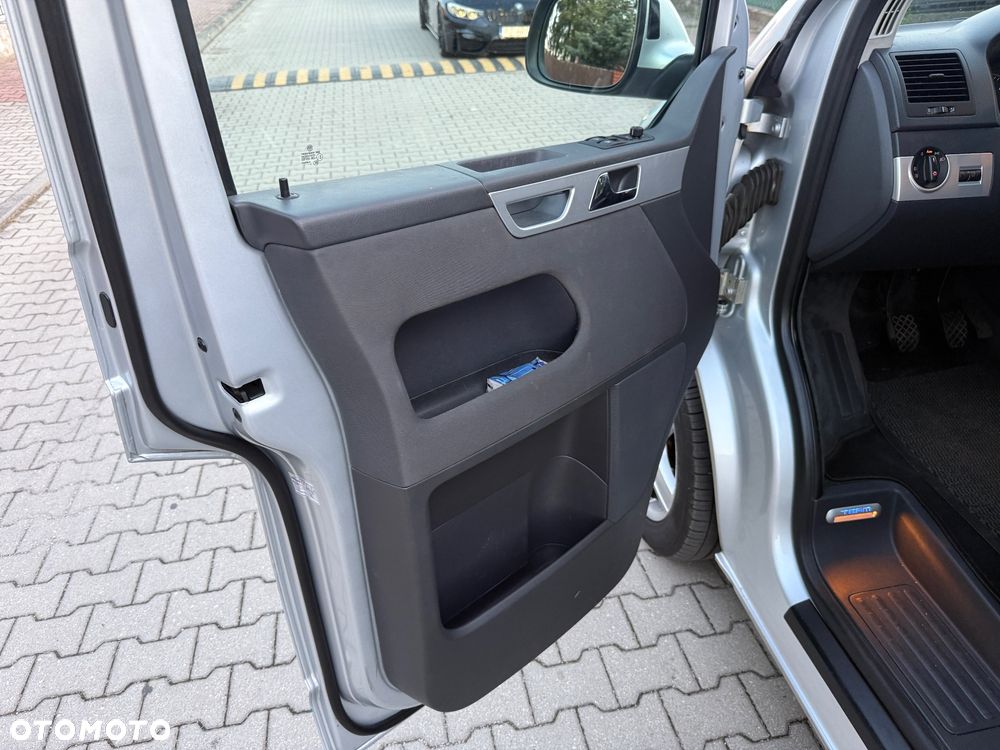 Volkswagen Multivan L1 Business 4Motion - 12