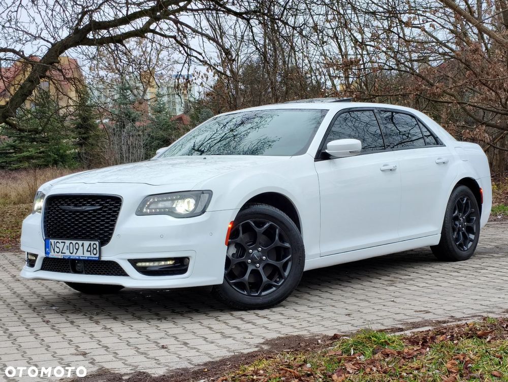 Chrysler 300s - 35
