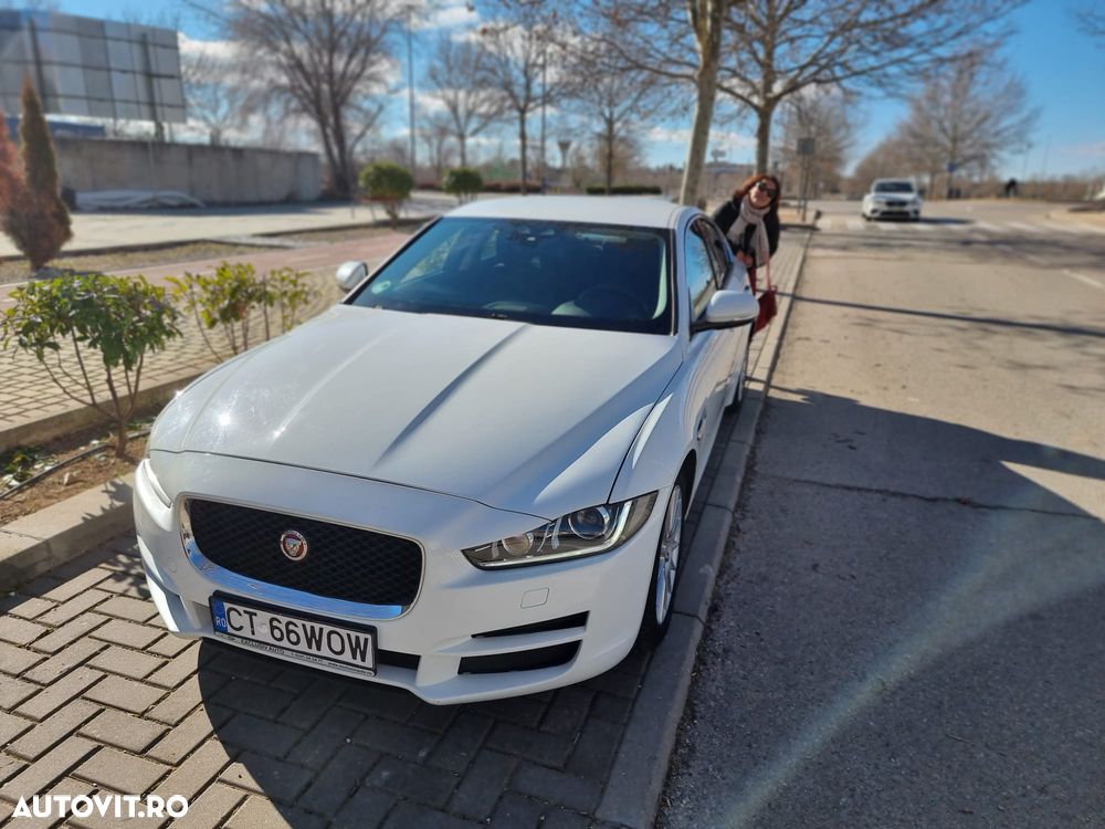 Jaguar XE E-Performance Aut. Portfolio - 10