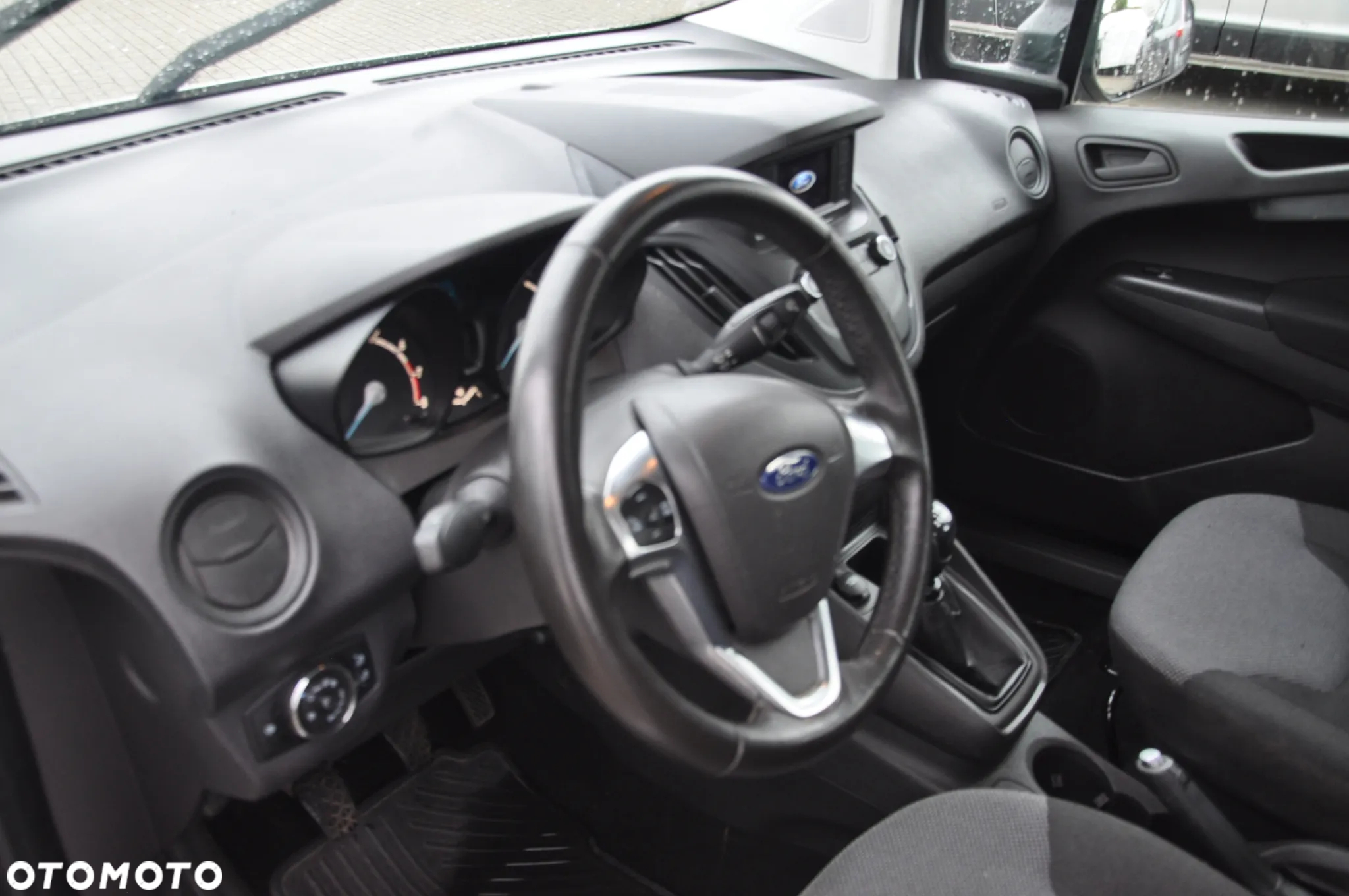 Ford Transit Courier 1.0 EcoBoost Trend - 10