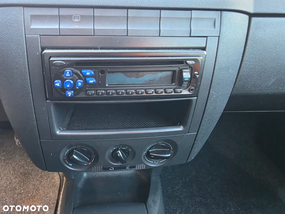 Skoda Fabia 1.4 16V Elegance - 6