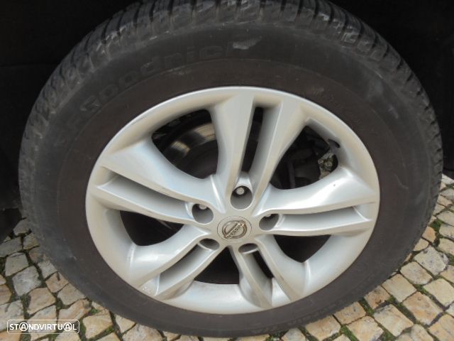 Nissan Qashqai +2 1.6 dCi Tekna Premium 17 360 S&S - 18