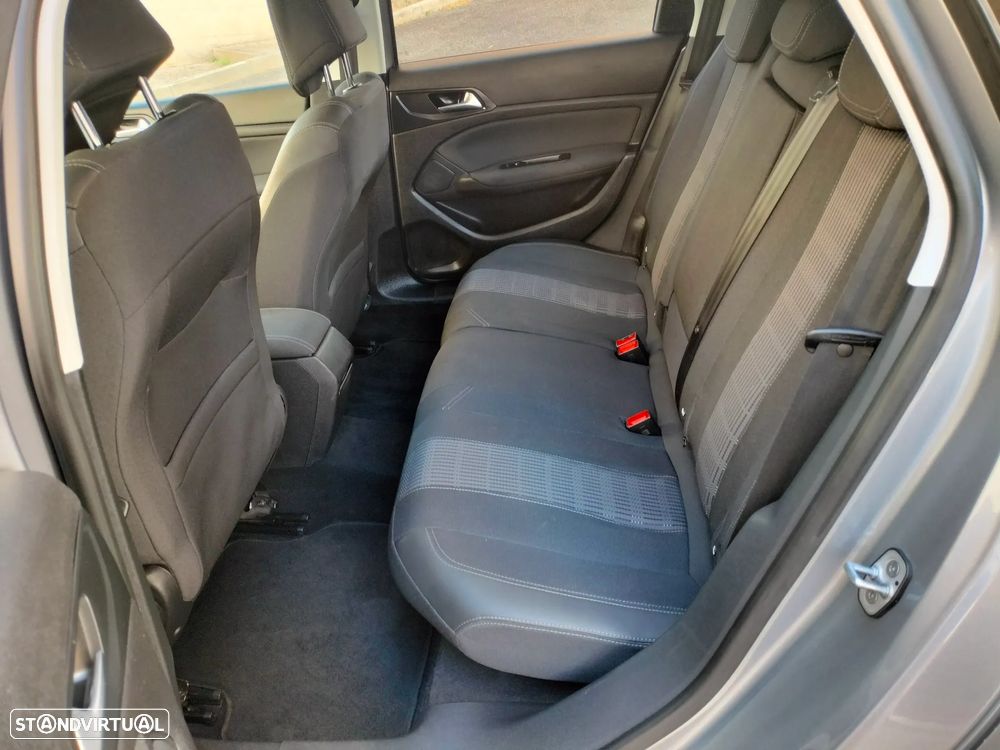 Peugeot 308 SW 1.5 BlueHDi Allure Pack - 31