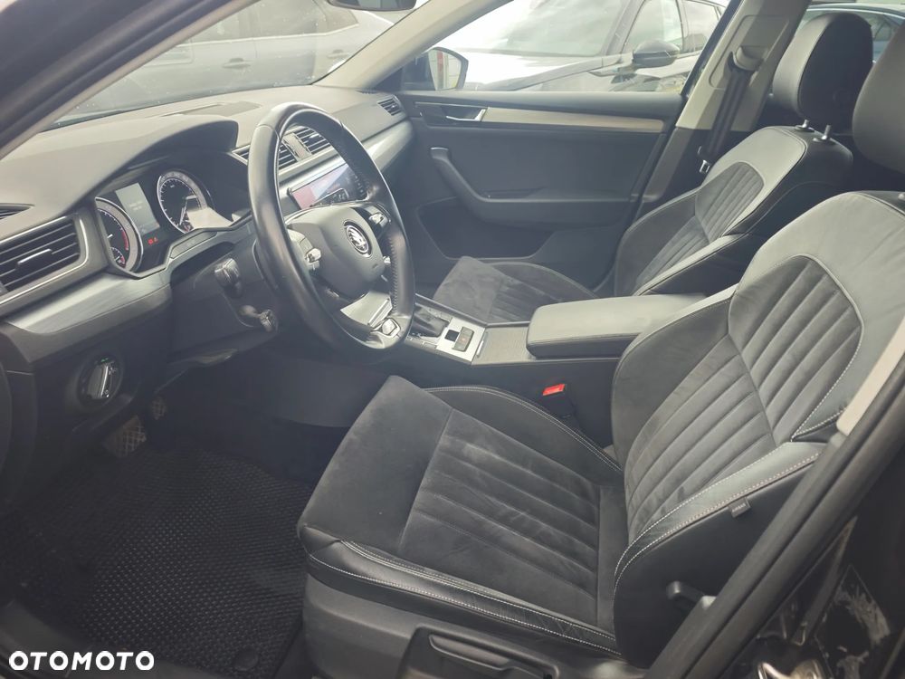 Skoda Superb 2.0 TDI SCR 4x4 Ambition DSG - 6
