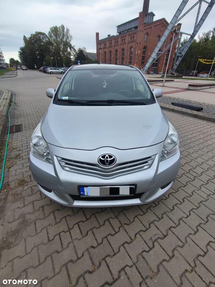 Toyota Verso - 3