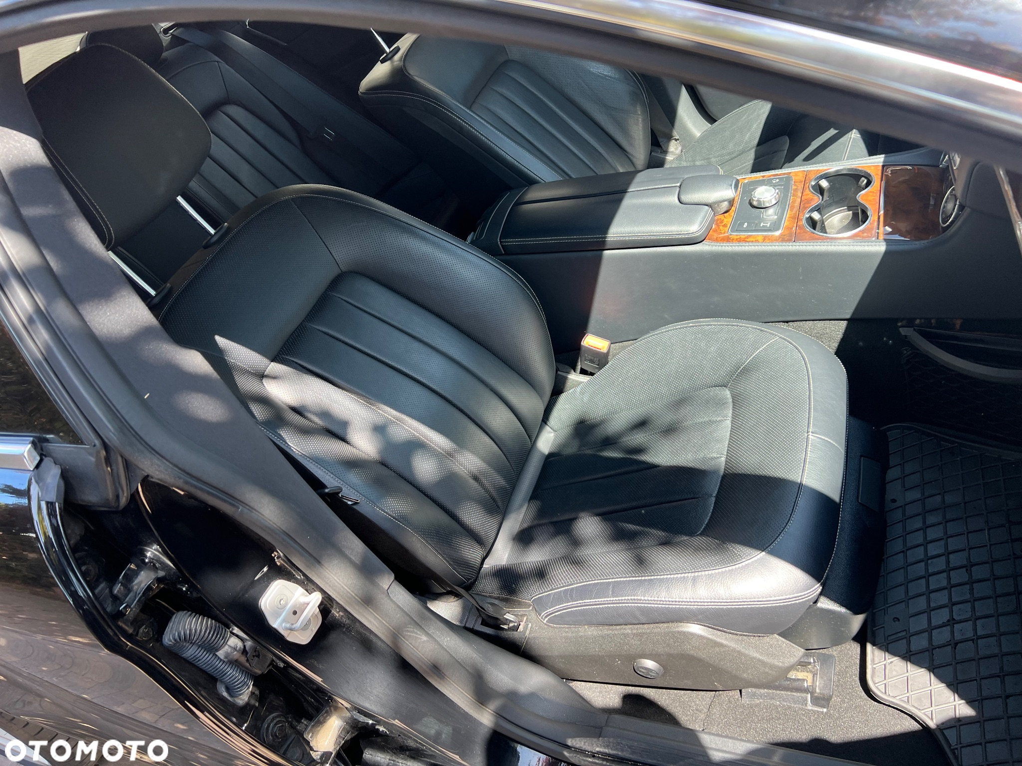 Mercedes-Benz CLS - 18