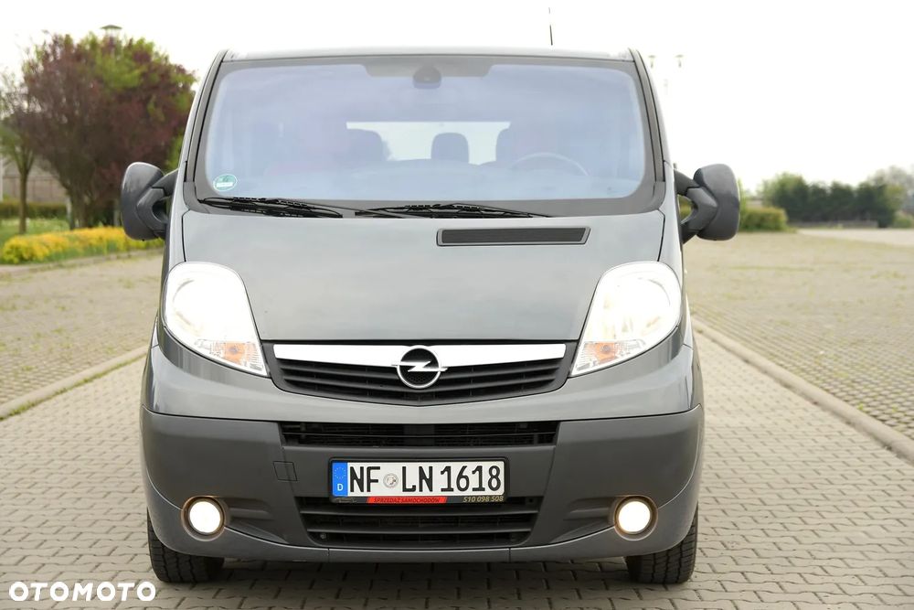 Opel Vivaro - 12