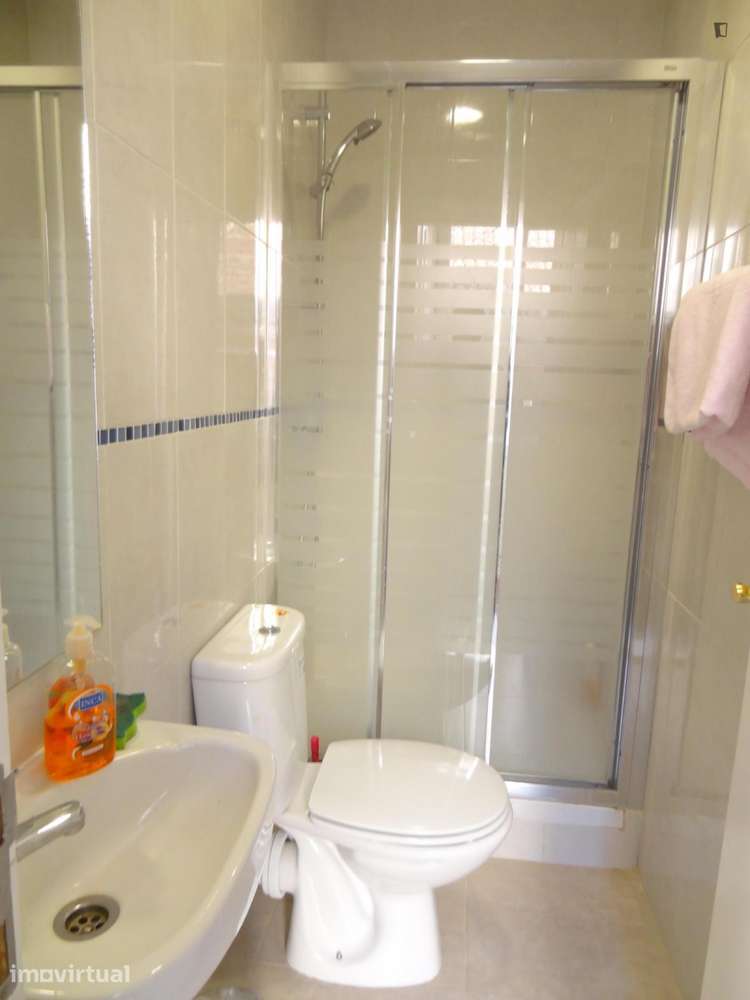Apartamento com 1 quartos - localizado em Mouraria Lisbon - Grande imagem: 3/7