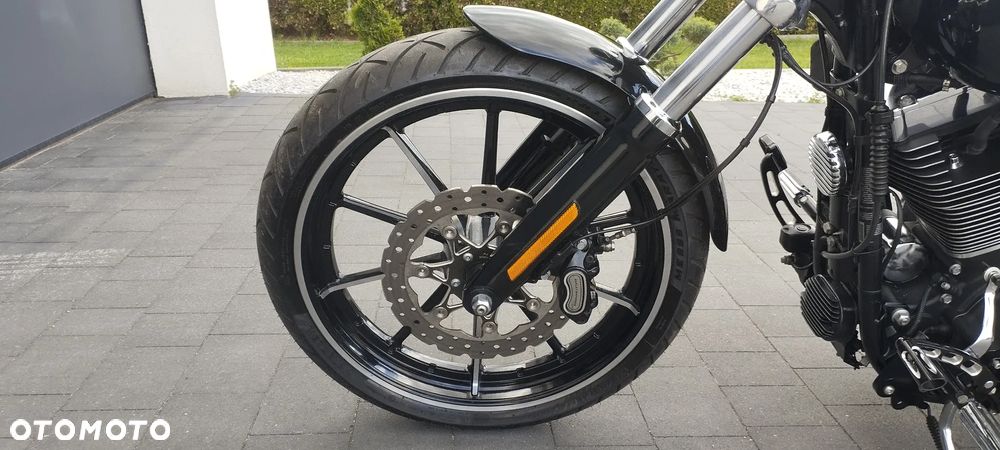 Harley-Davidson FXSB Breakout - 35