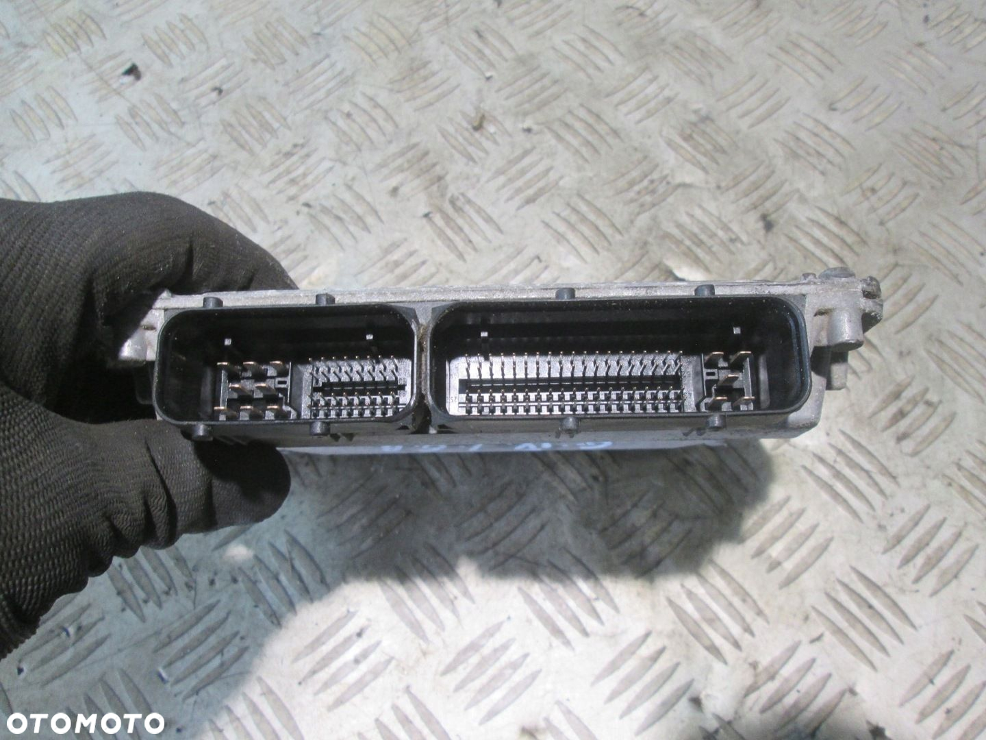 VW Golf 4 IV 01r 1.6 8V SR sterownik silnika ECU 06A 906 033 AJ - 3