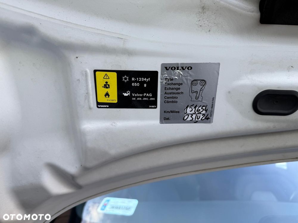 Volvo V60 D4 R-Design - 15