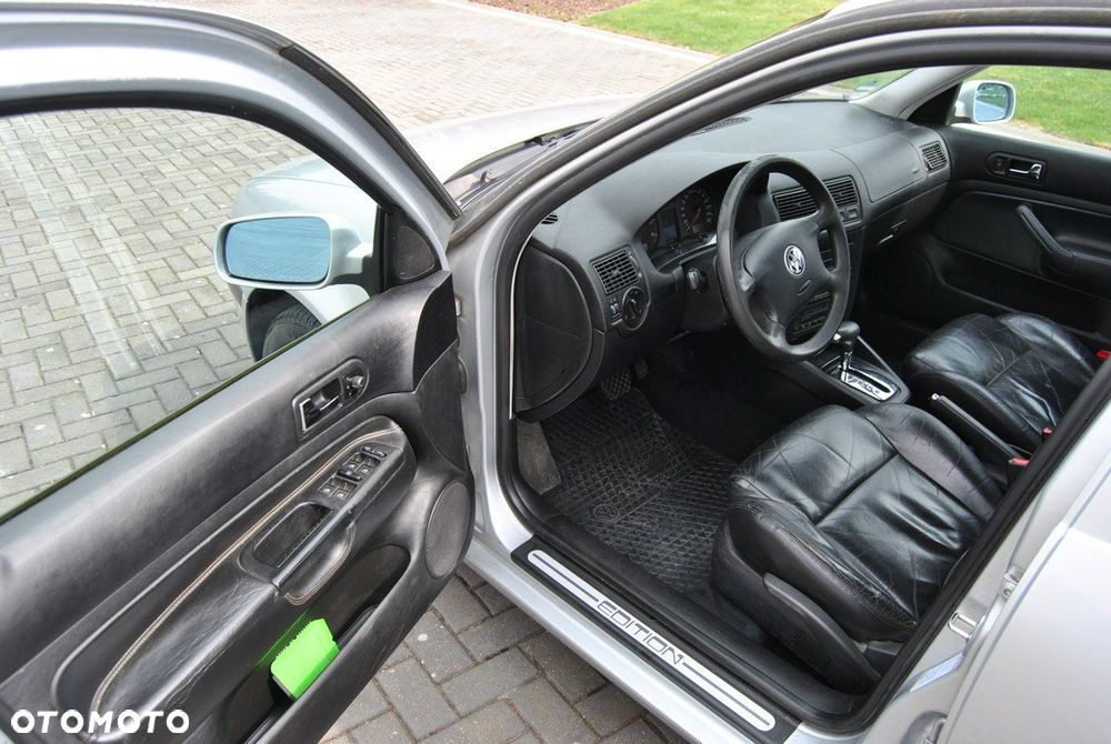 Volkswagen Golf 1.6 Comfortline - 8