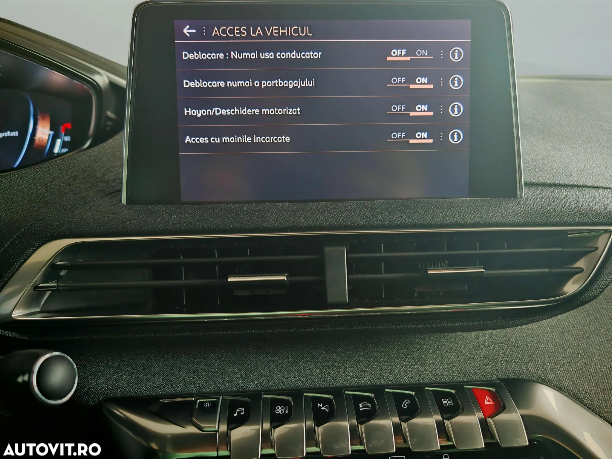 Peugeot 3008 1.2 PureTech Turbo S&S GT-Line - 26