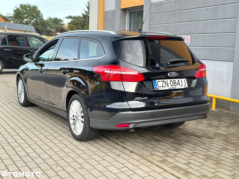 Ford Focus 1.0 EcoBoost Titanium - 10