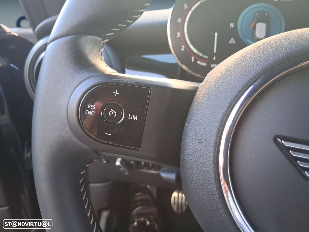 MINI 3 Portas John Cooper Works - 16