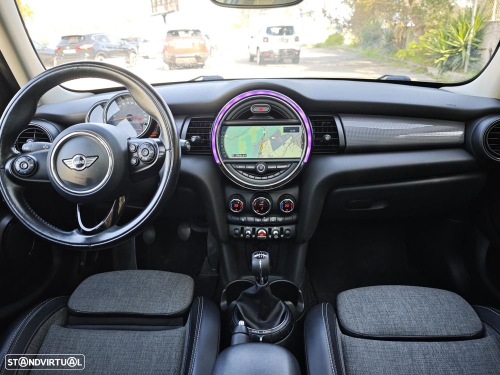 MINI 5 Portas Cooper D - 26