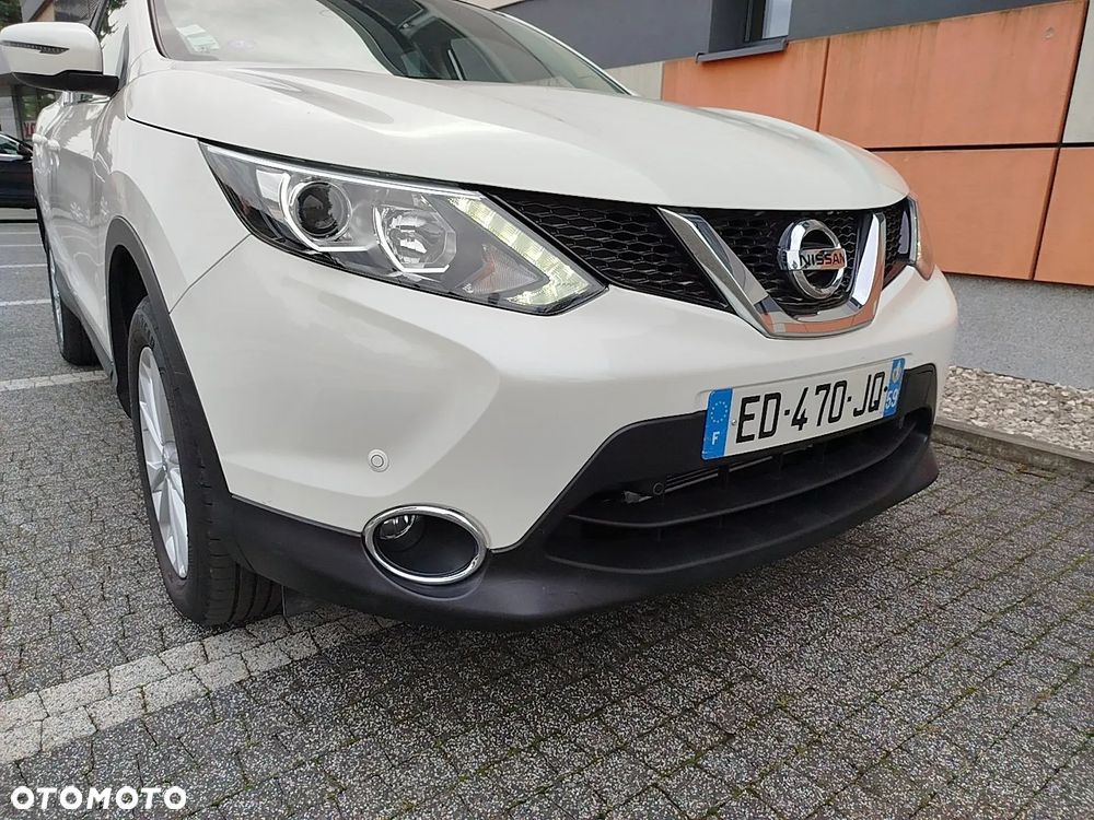 Nissan Qashqai 1.2 DIG-T N-Vision - 25