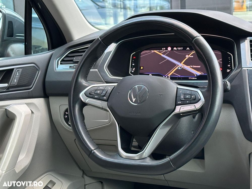 Volkswagen Tiguan - 8