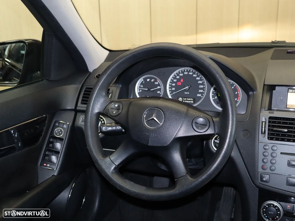 Mercedes-Benz C 220 Station CDI DPF BlueEFFICIENCY Elegance - 13