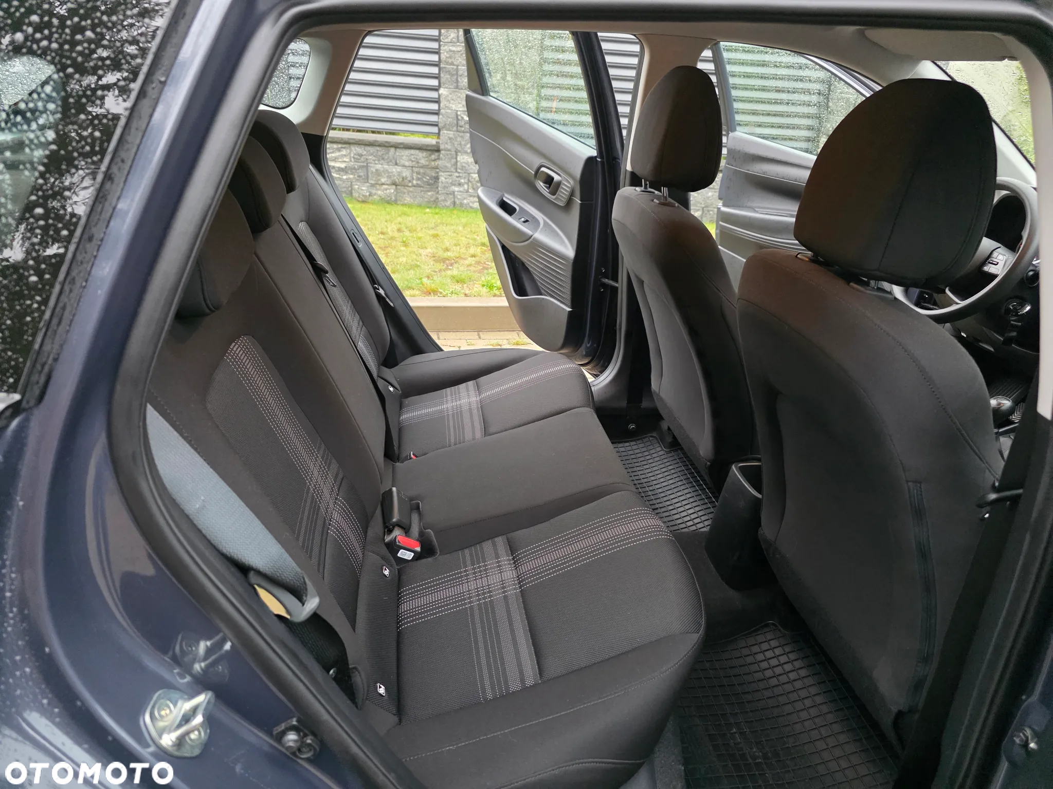 Hyundai i20 - 25