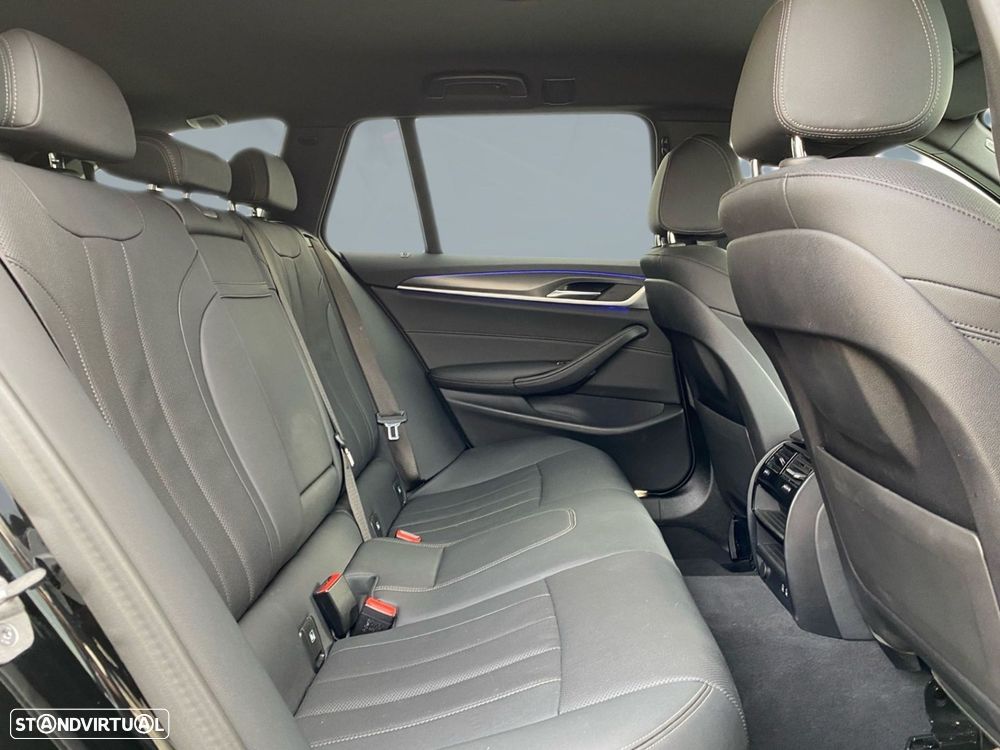 BMW 520 d Pack Desportivo M Auto - 20