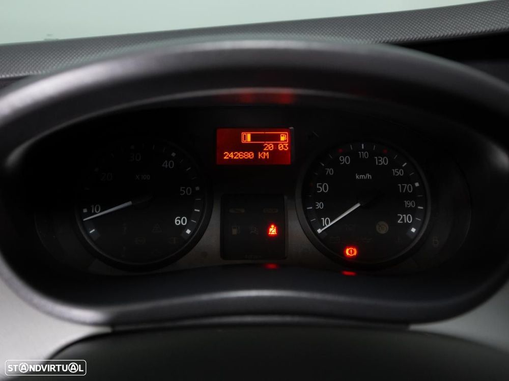 Renault Trafic 3L C/IVA C/frio L1H1 - 16