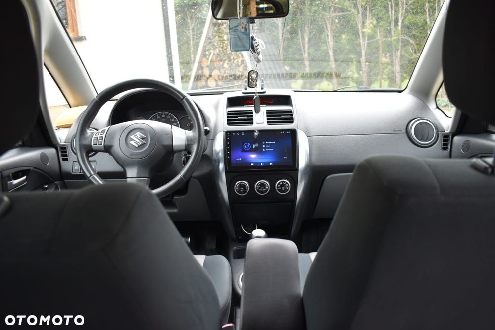 Suzuki SX4 1.6 GS / Premium - 21