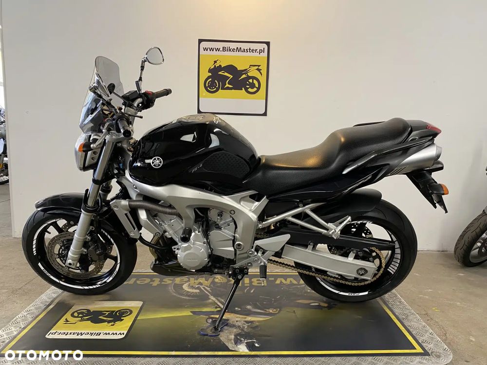Yamaha FZ6 - 2